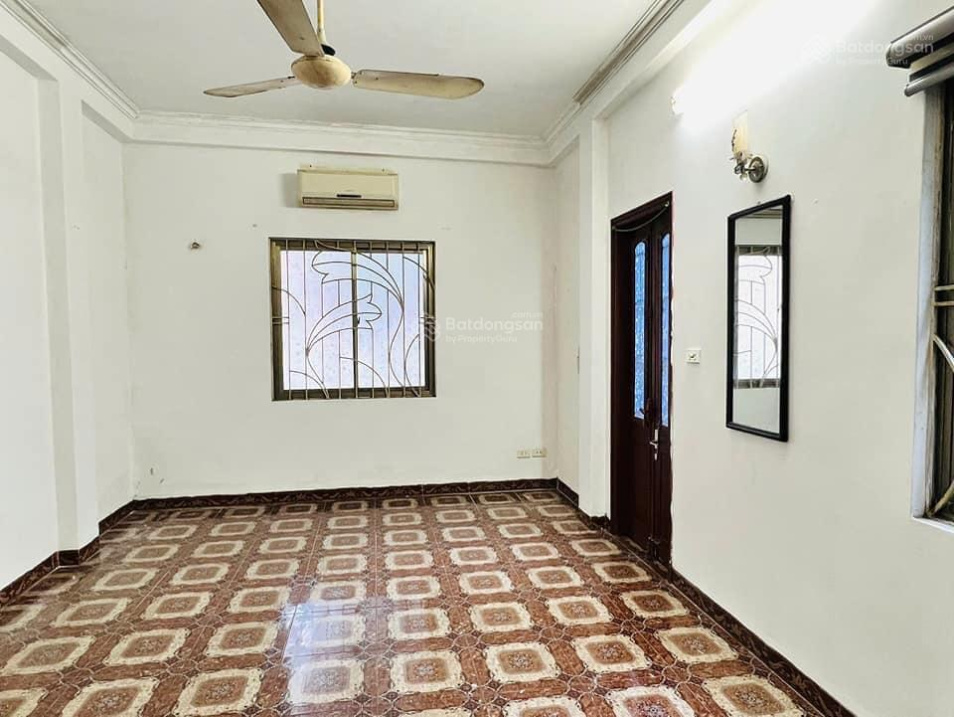 5-Floor Townhouse with 3 Bedrooms in Dong Tac