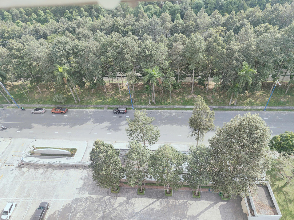 Modern 2-Bed Apartment in Aroma with Full Furniture