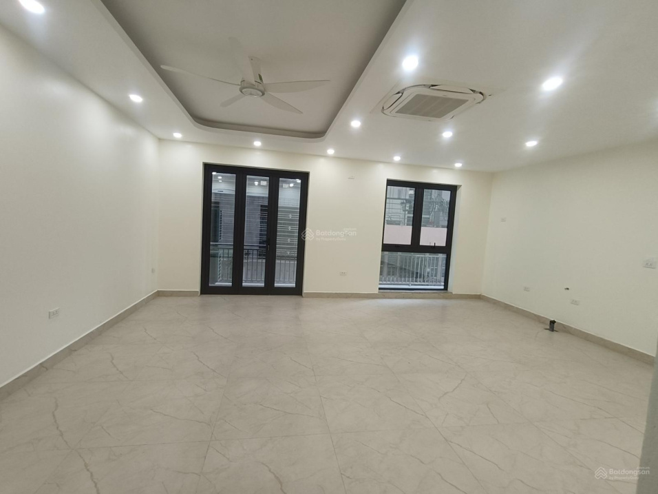 New 6-Floor House with Elevator, 70sqm
