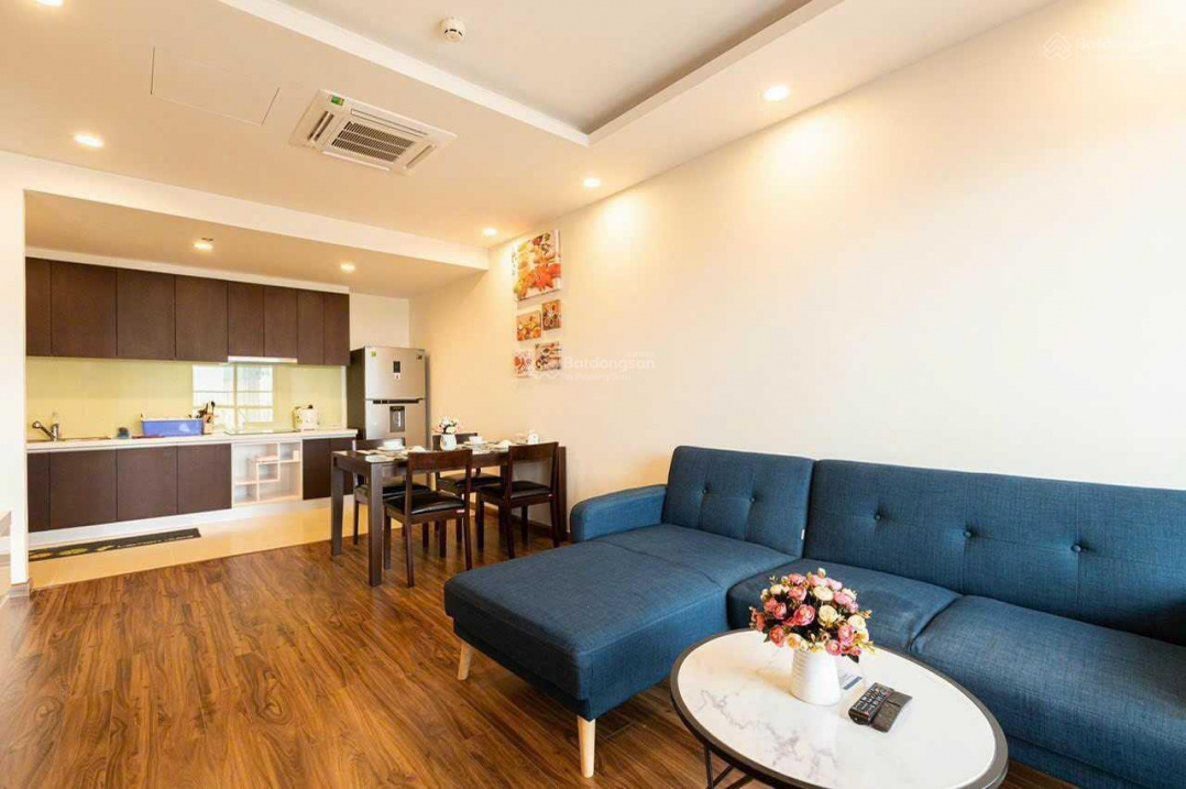 Modern 2-Bedroom Apartment at Golden Palm Building