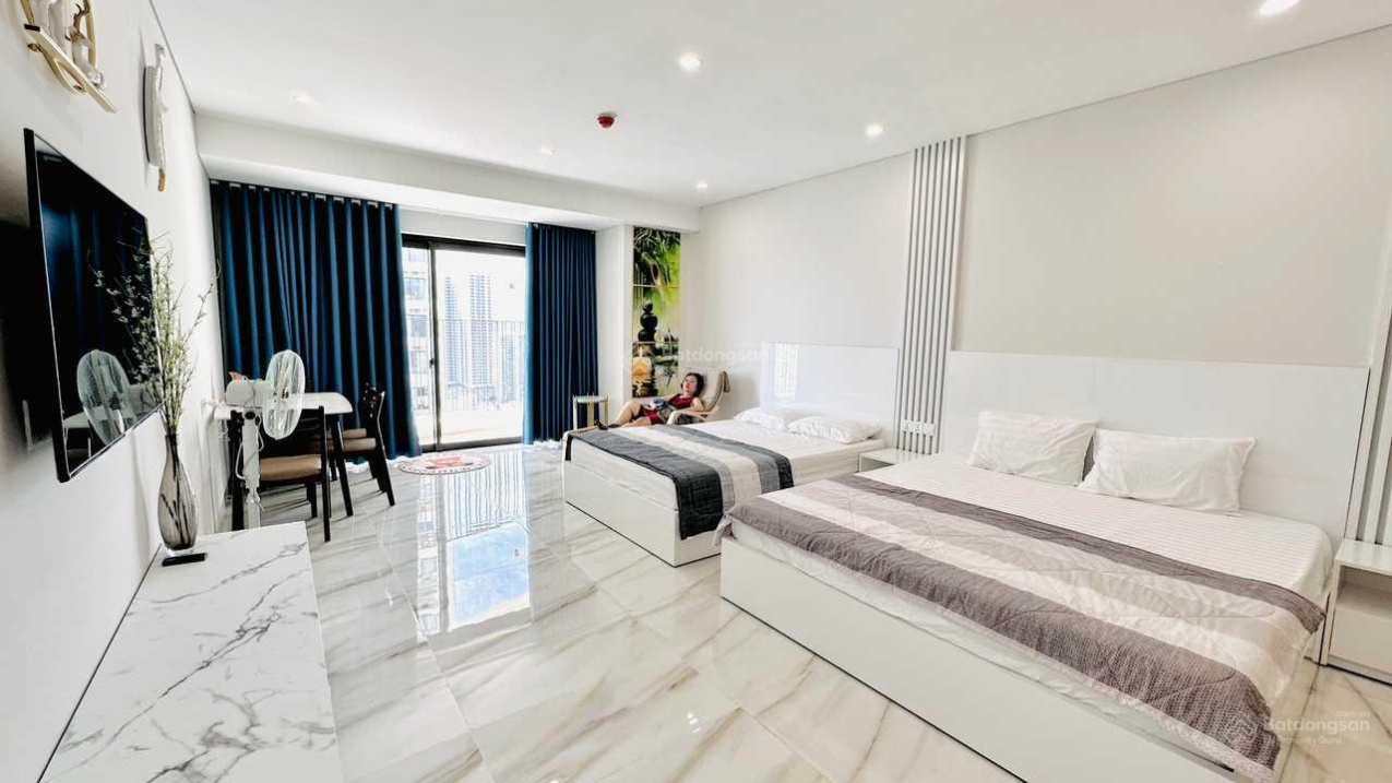Beachfront Apartment with Sea View in Nha Trang