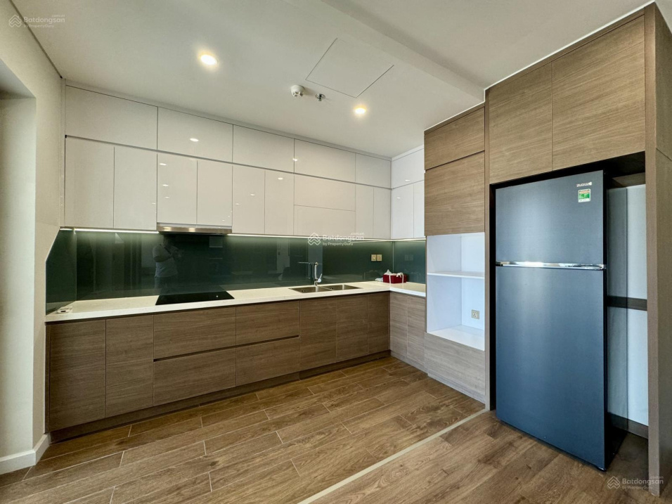 Modern 2-Bed Apartment Near Vinhomes Gardenia