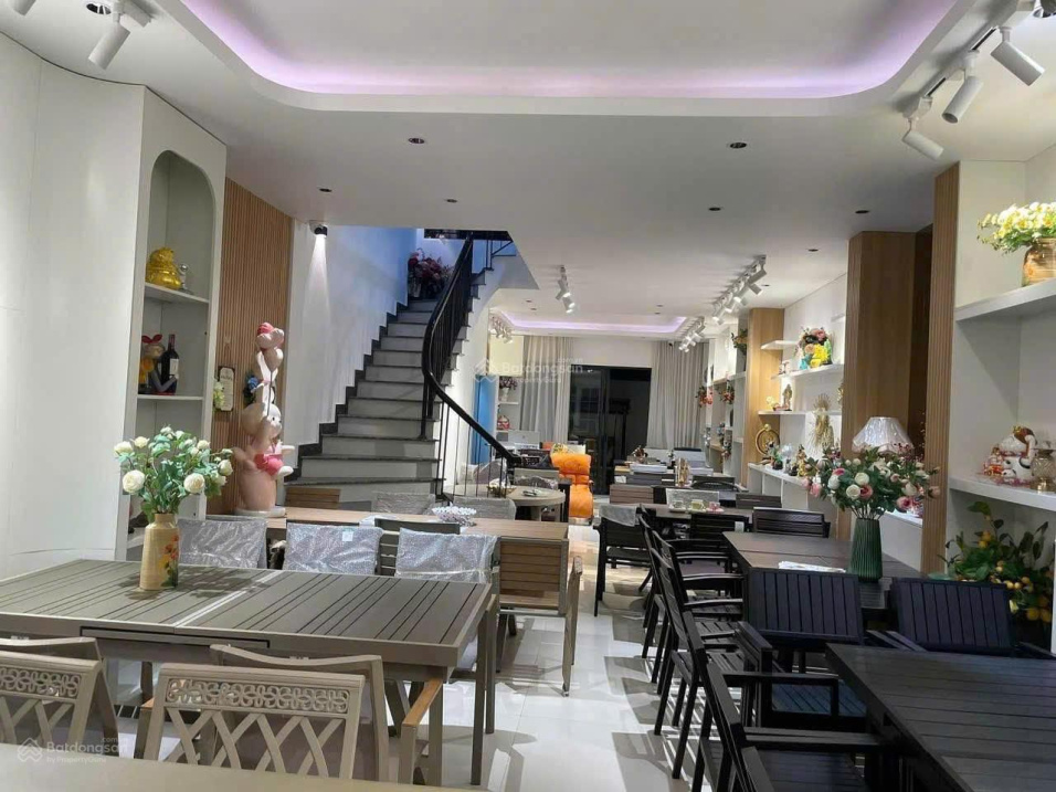 4-Story House Near Aeon Mall with Designer Interior