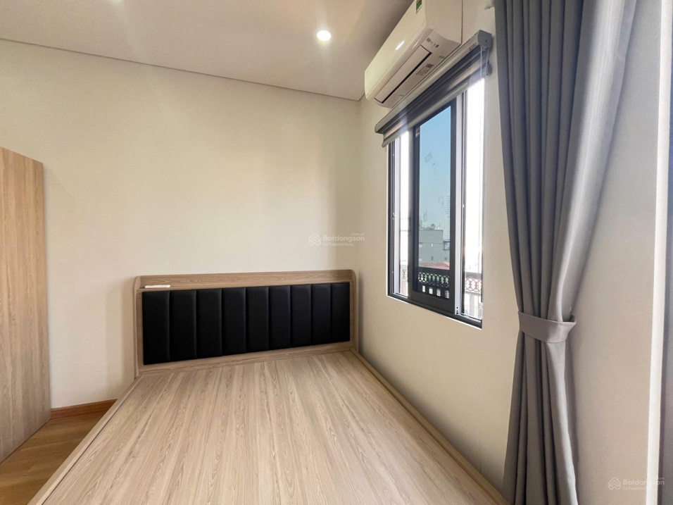 Modern Studio Apartment with Private Washing Machine