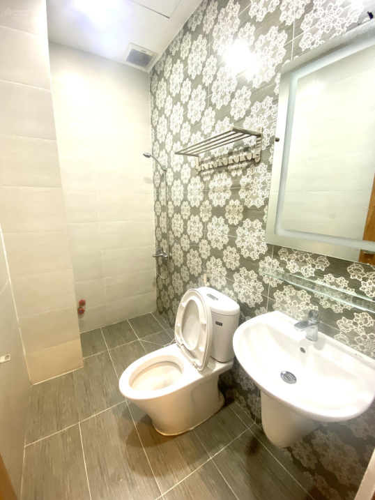 Modern 1BR Studio Apartment in Tan Binh