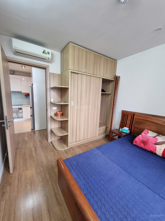 Modern 2-Bedroom Apartment Near Long Bien Bridge