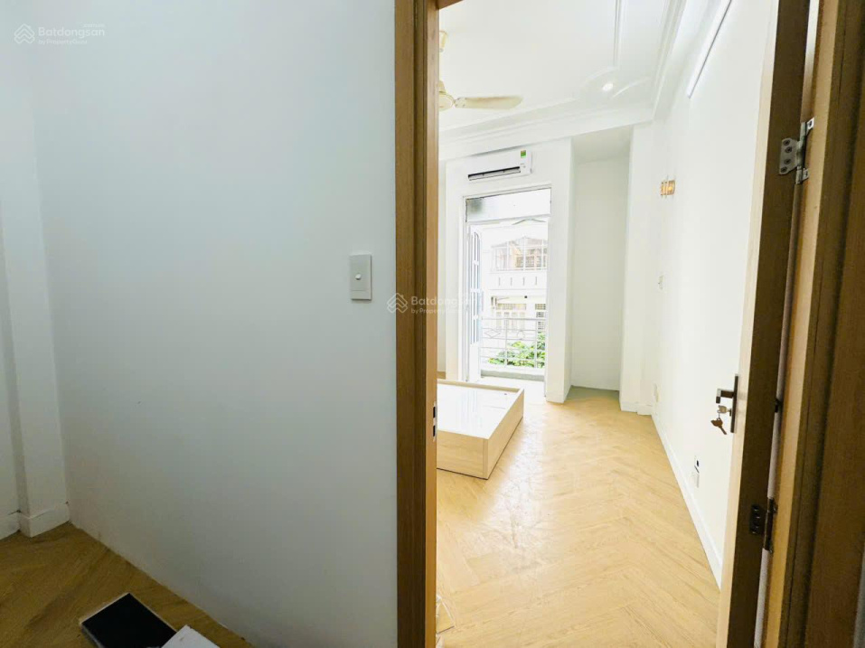 Modern Furnished Studio in District 3