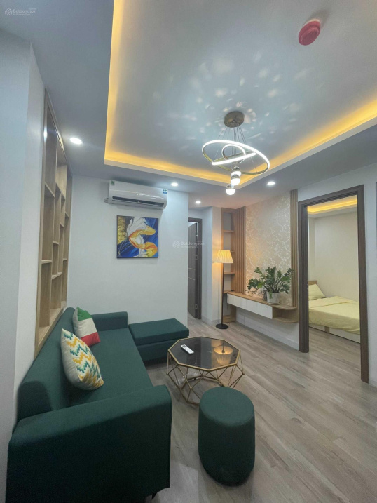 Modern 35m² Studio with Designer Kitchen
