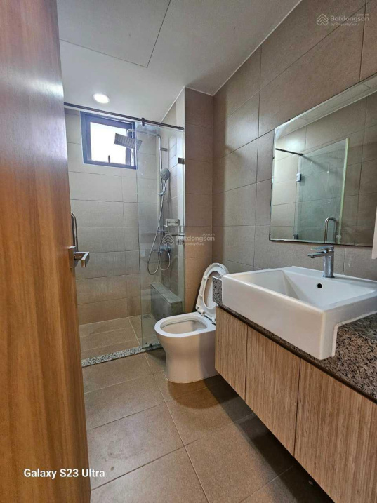 Modern 2-Bed Apartment in Celadon City Complex