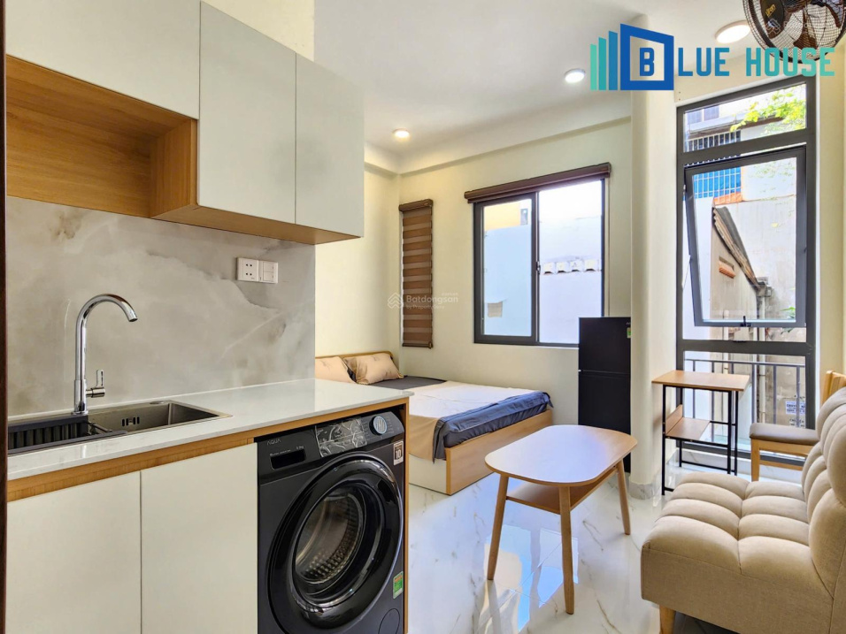 Modern Studio Apartments with Balcony