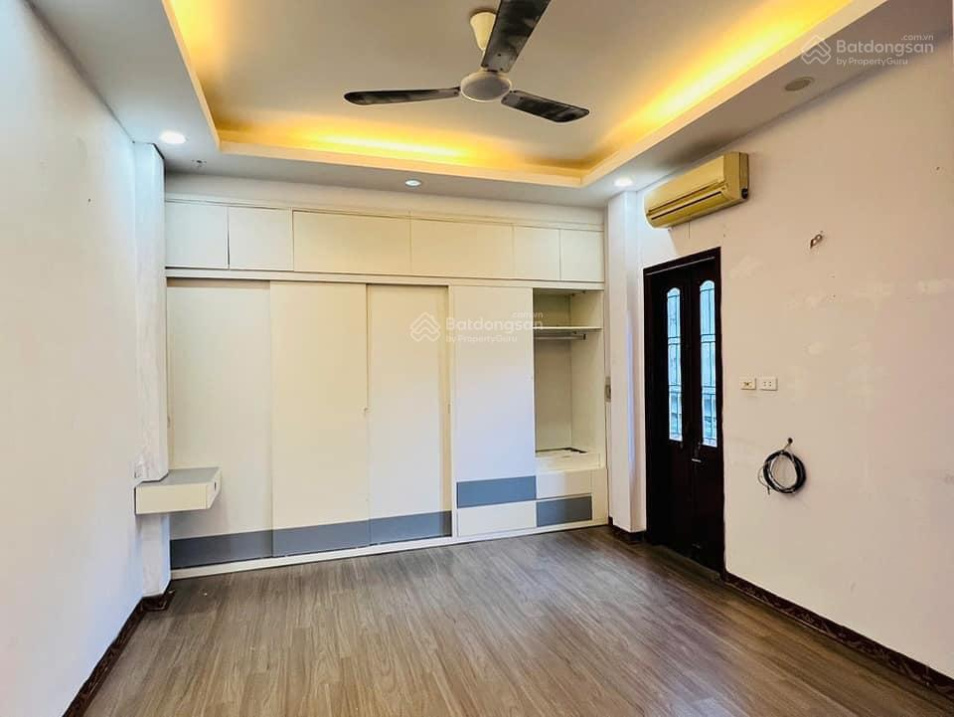5-Floor Townhouse with 3 Bedrooms in Dong Tac