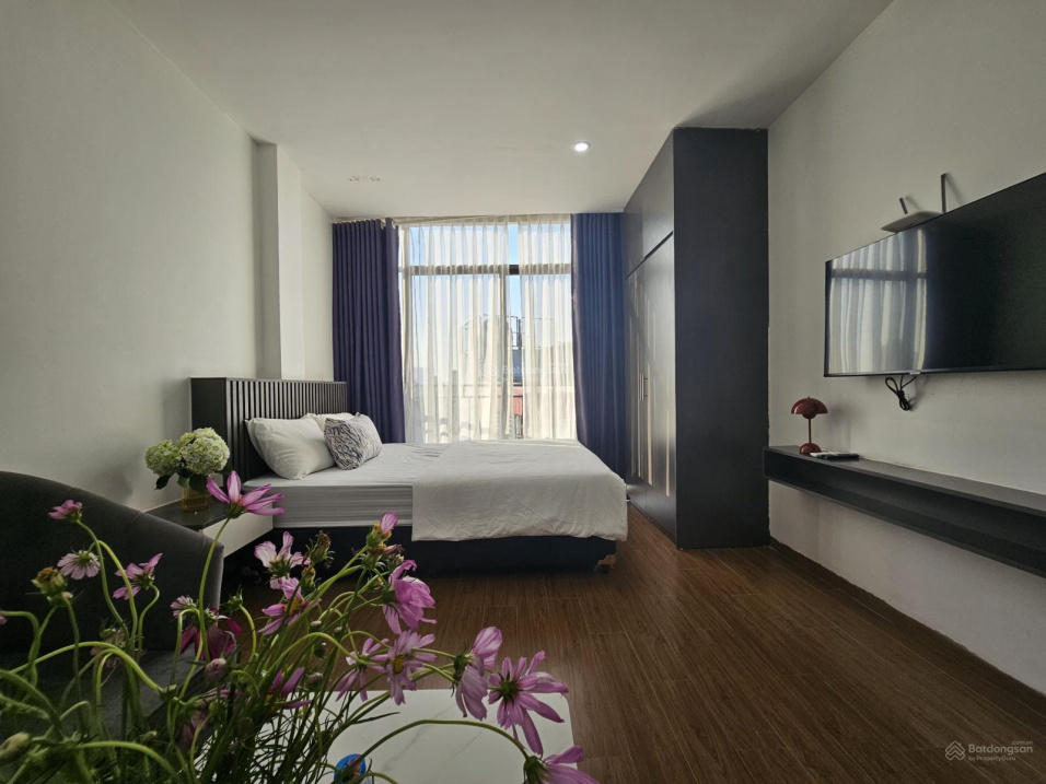 Modern Studio with Balcony near Lotte