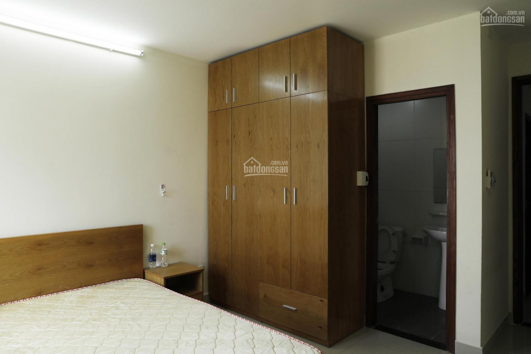 Modern Apartment in Binh Thanh with Balcony