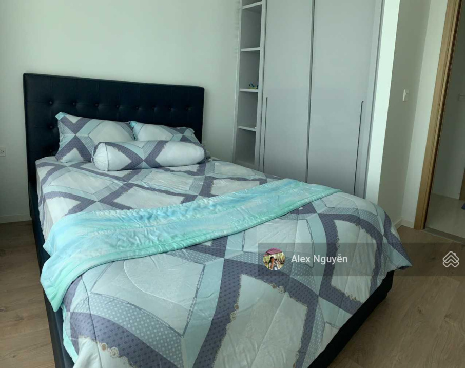 Modern 2-Bed Apartment with River View Sala