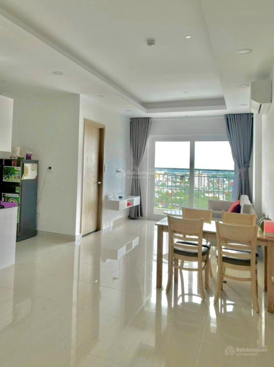 Modern 2BR Moonlight Apartment with City Views