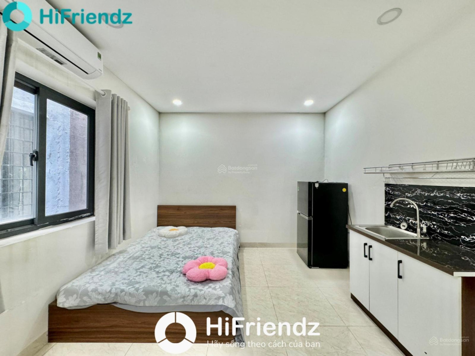 Modern Studio Apartment in District 10