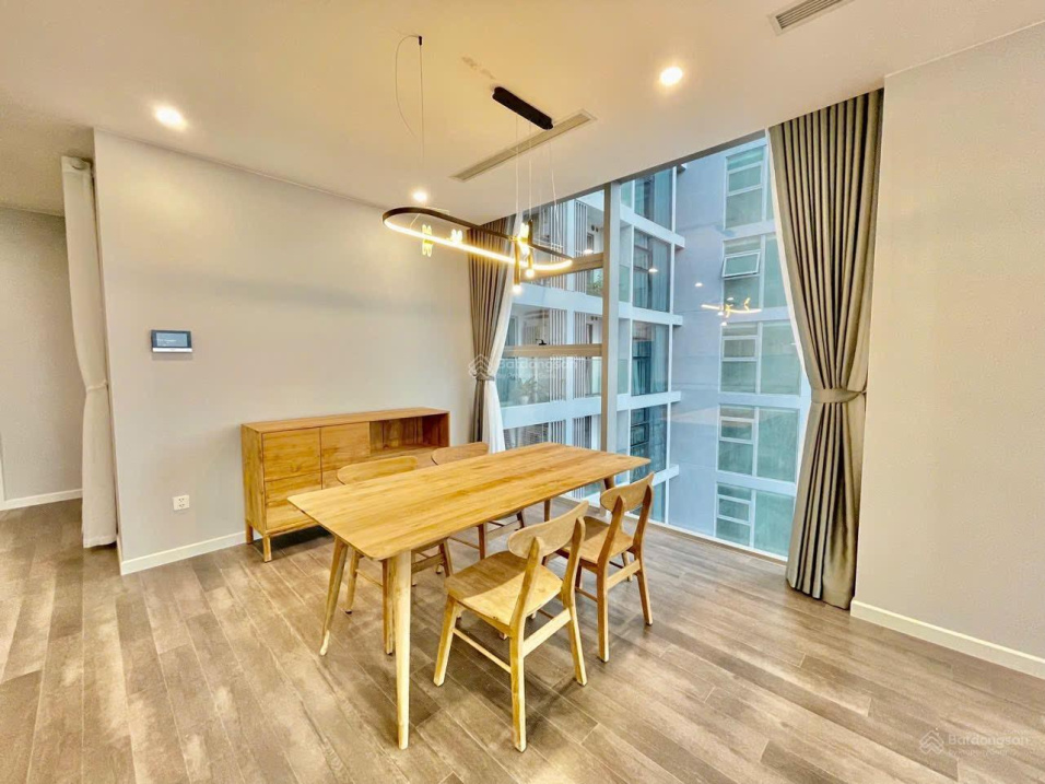 Modern Apartment with City Views in Hanoi