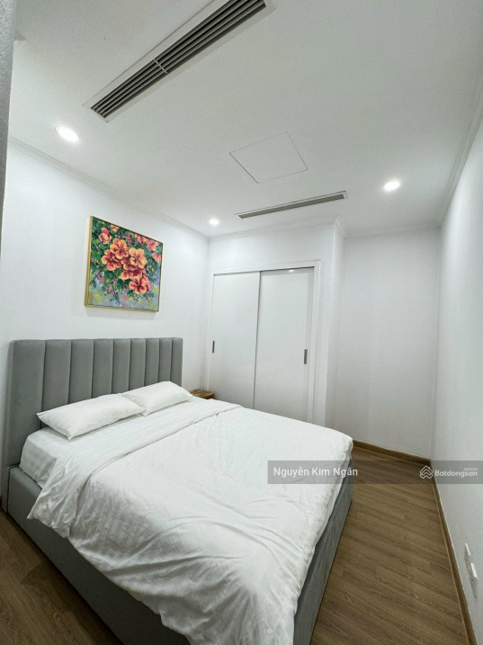 Modern 1-Bedroom Apartment in Royal City