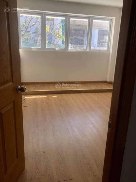 Modern 2-Bedroom House Near Long Kieng Bridge