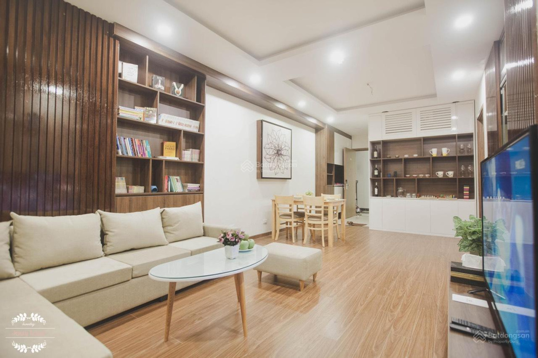 Modern Hapulico Complex Apartment with City Views
