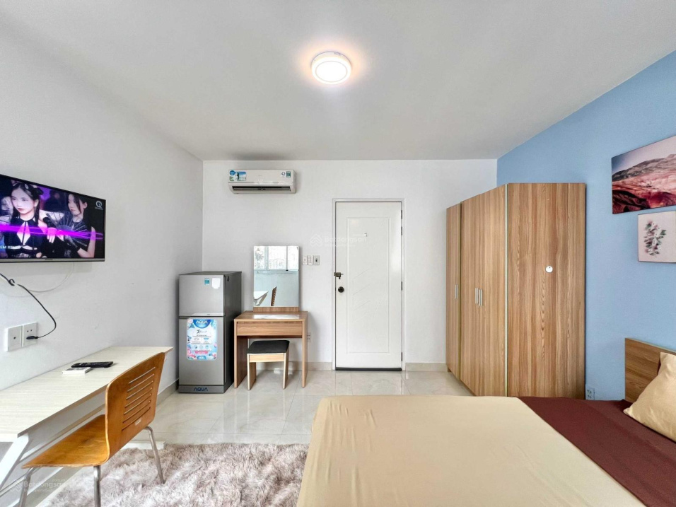 Modern Studio Apartment in District 3 Location