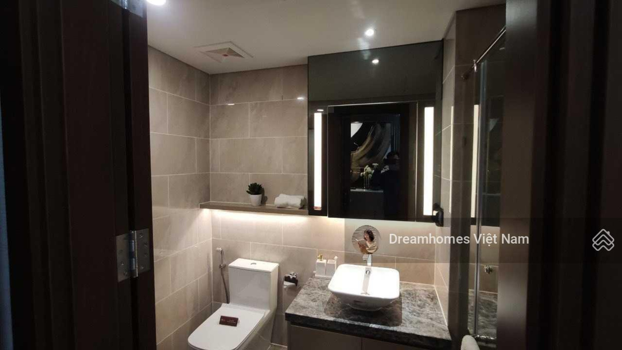 2-Bedroom Apartment at The Matrix One with Modern Design