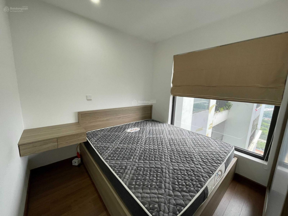Modern 2-Bedroom Apartment with Full Amenities