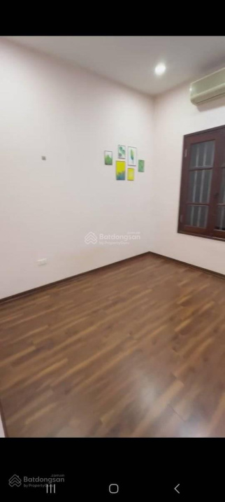 Spacious 5-Bedroom House Near Kim Ma Station