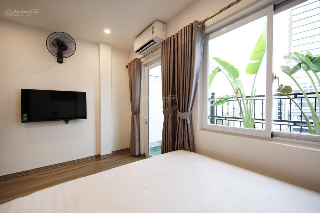 Modern 2-Bedroom Apartment with Balcony in Hoan Kiem