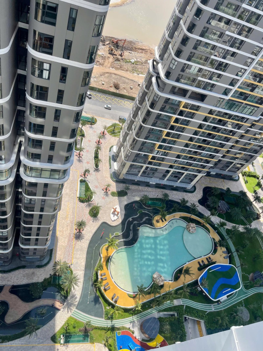 Beautiful Studio Apartment with Balcony and Sea View