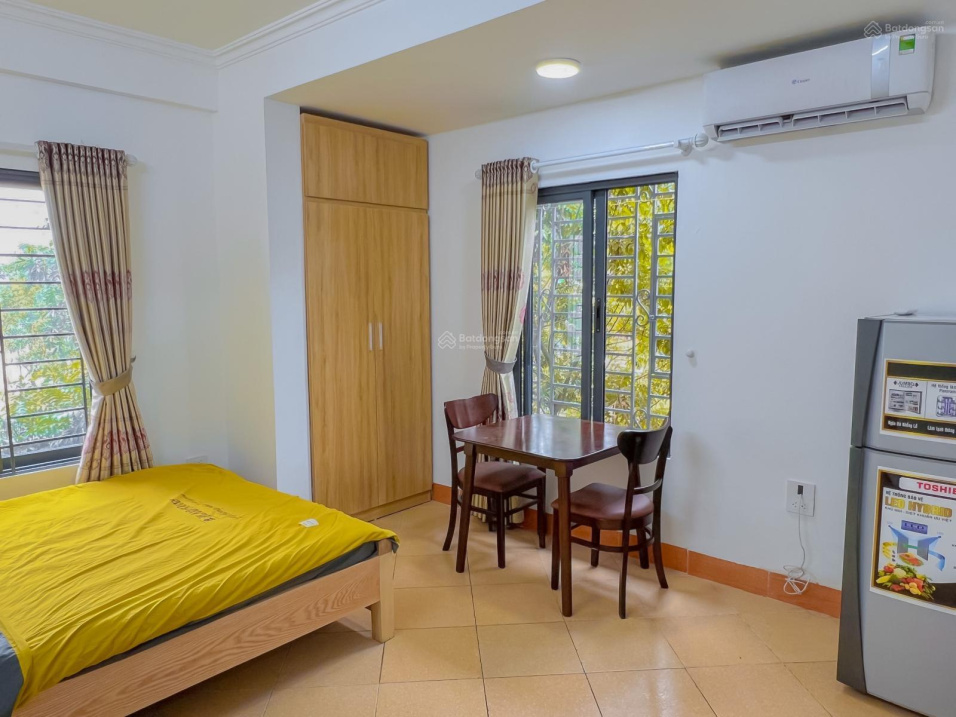 Modern Studio Apartment Near Universities and Markets