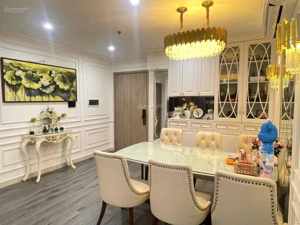 3-Bedroom Apartment at Hinode City with Full Furnishing