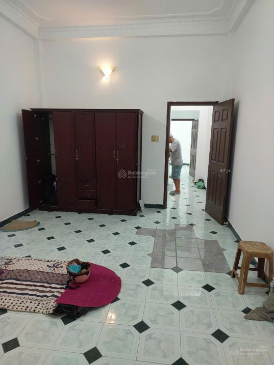 Spacious 4-Bedroom House Near Tran Nao Street