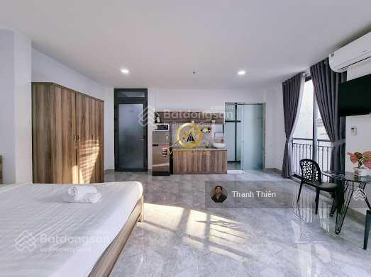 Modern Studio Apartment with Equipped Kitchen