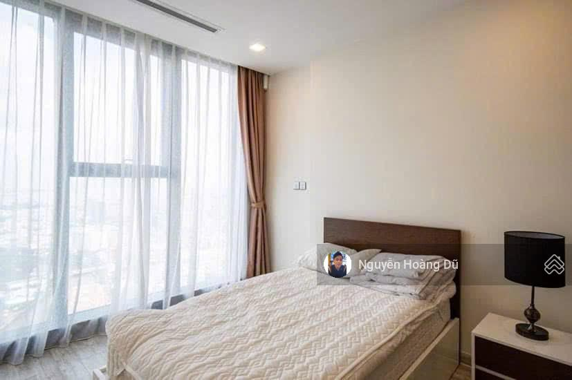 Modern 3-Bedroom Apartment in Vinhomes Golden River