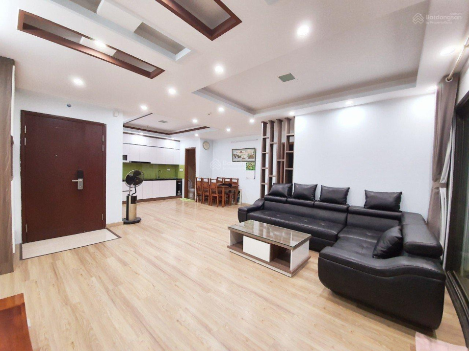 Modern 3-Bedroom Apartment with Full Furnishings