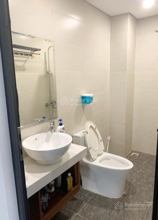 4-Floor House Near Nguyen Chi Thanh Street