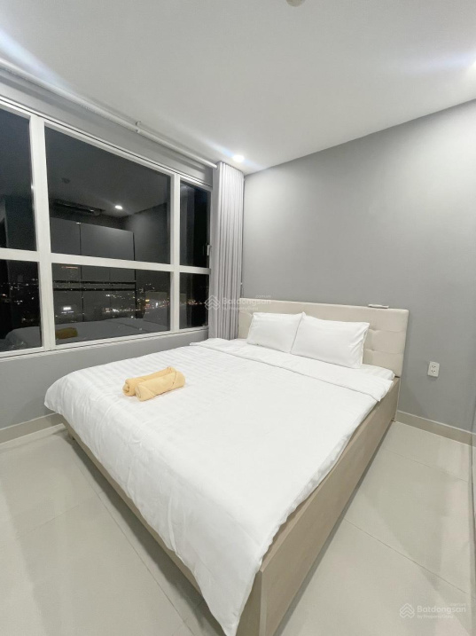 Spacious 2-Bedroom Apartment at Bảy Hiền Tower with Modern Design