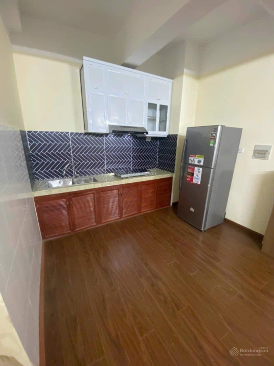 Spacious 85m² Corner Apartment at 7A Le Duc Tho
