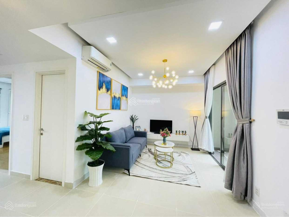 Modern 2-Bedroom Apartment in Kingston Residence