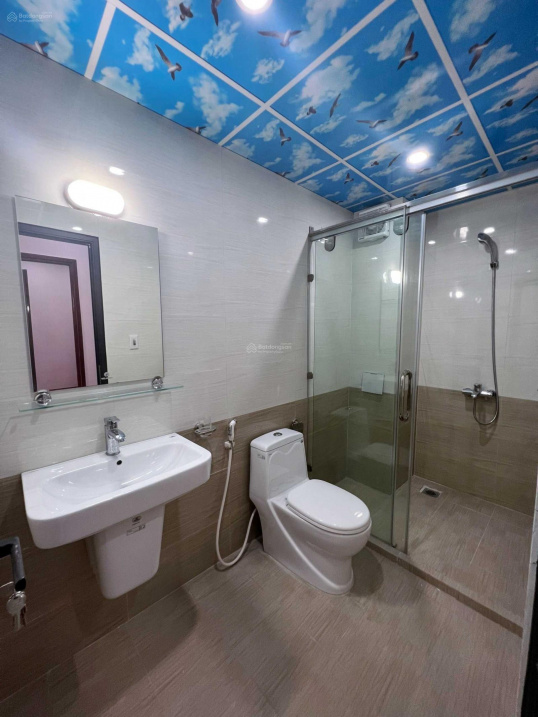 Modern 2-bedroom apartment in Tô Ngọc Vân