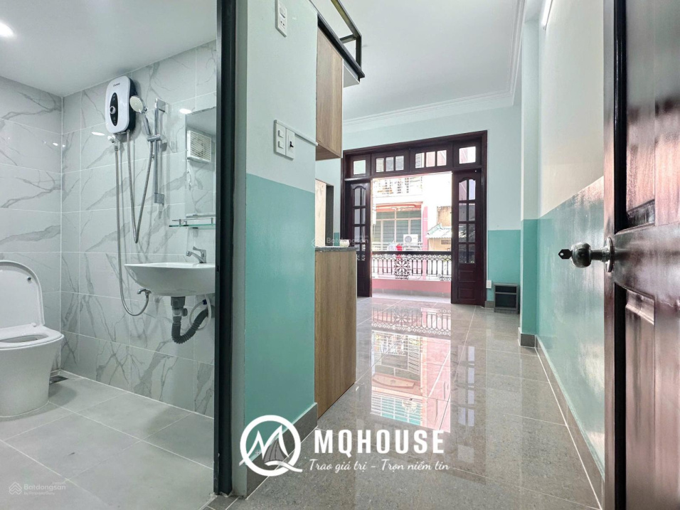 Modern Studio Apartment in District 10