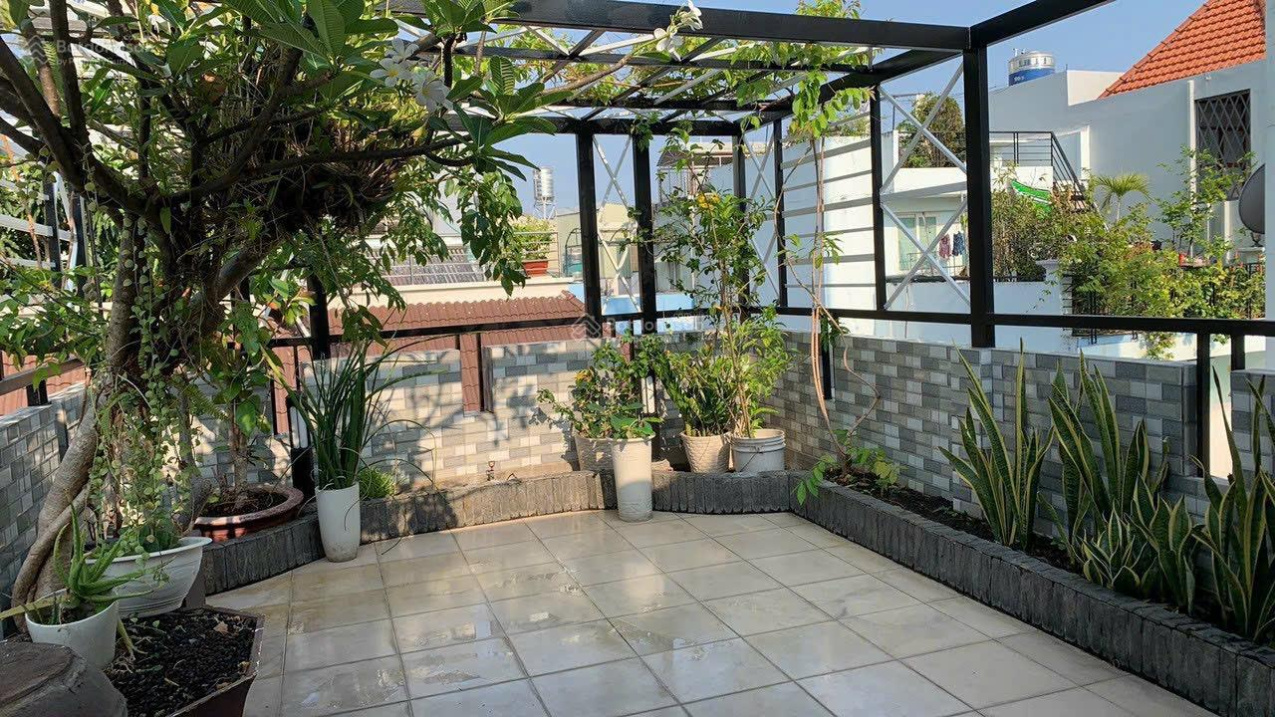 Modern Furnished House in District 3 Location