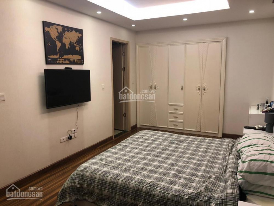 Modern 1-Bedroom Apartment with Balcony in Nghia Do