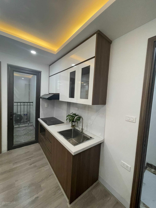 Modern 35m² Studio with Designer Kitchen