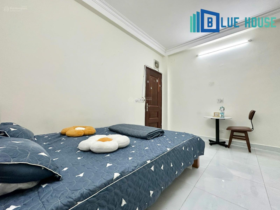 Modern Studio Near Airport With AC