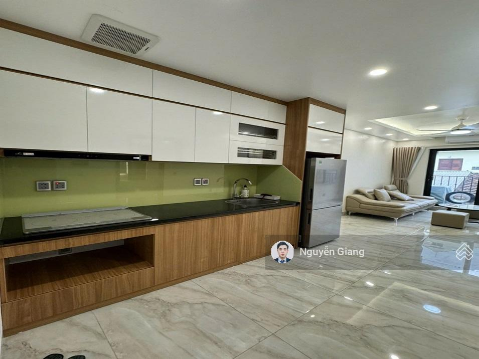 Modern 2-Bed Apartment Near West Lake