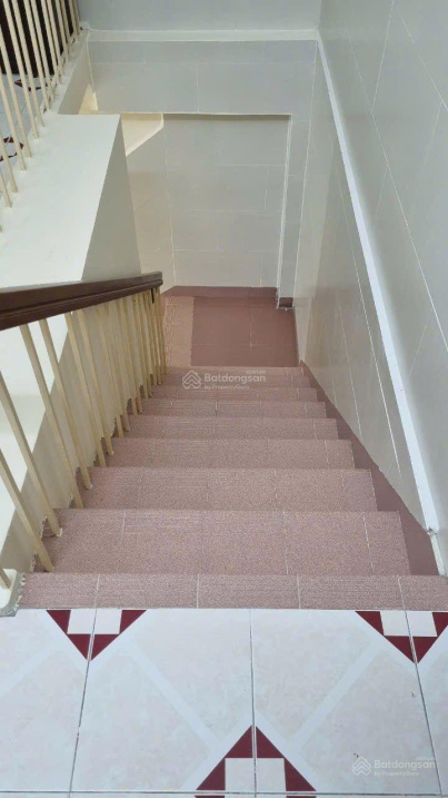 2-Bedroom Apartment in District 3, Clean and Secure