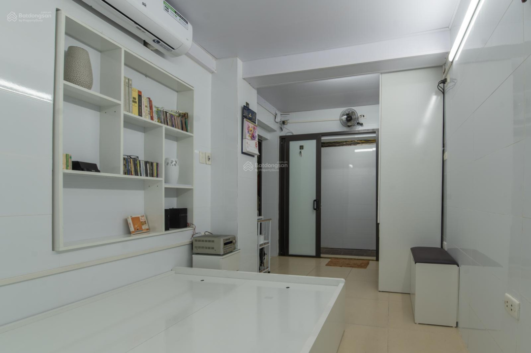 Furnished Studio Near Hoan Kiem Lake