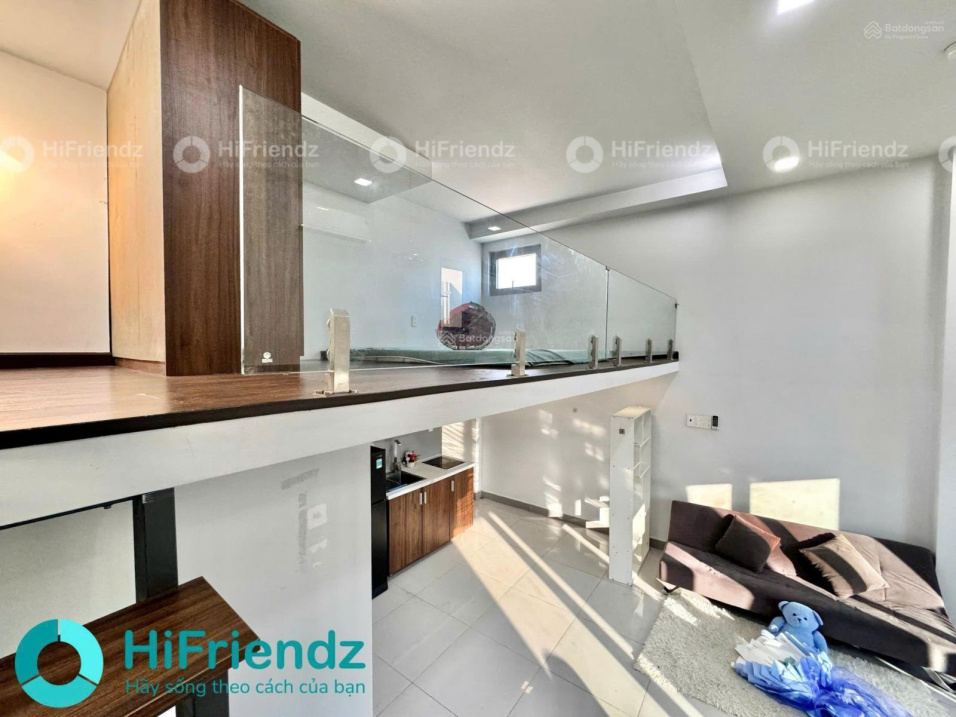 Modern Loft-Style Mezzanine Apartment with Full Furnishings
